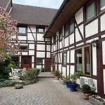 Daire Ferienwohnung/monteurwohnung In Ruhigem Innenhof *
