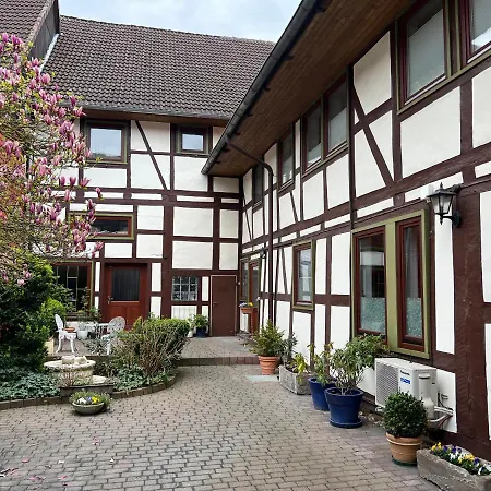 Appartement Ferienwohnung/monteurwohnung In Ruhigem Innenhof *