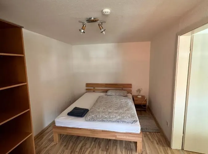 Apartman Ferienwohnung/monteurwohnung In Ruhigem Innenhof